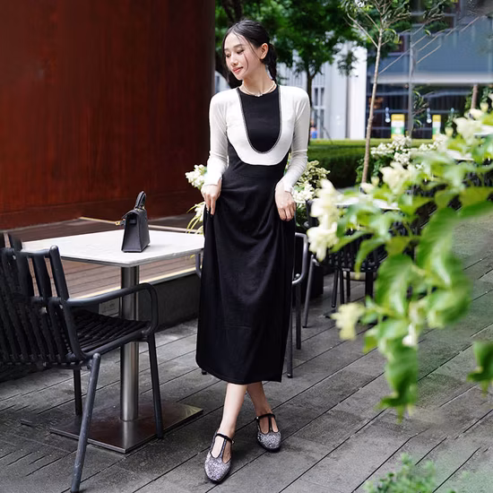 새로운 패션 저렴한 사용자 정의 디지털 인쇄 새틴 패브릭 Stocklot Telas En Walmart PARA Mujer Falta Ropa Dress